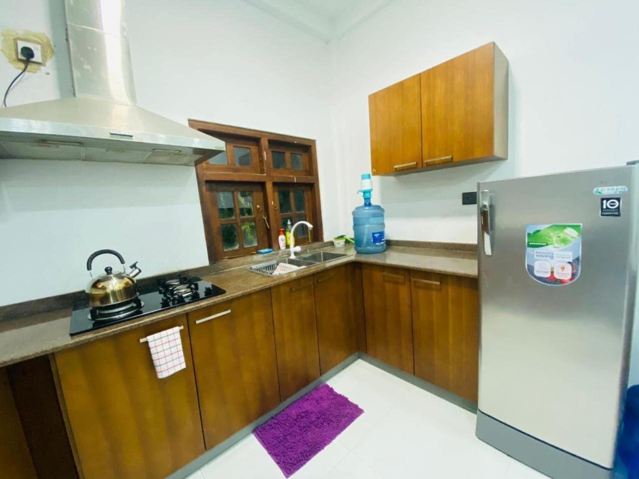 Lalitha Holiday Inn Jaffna Exterior photo